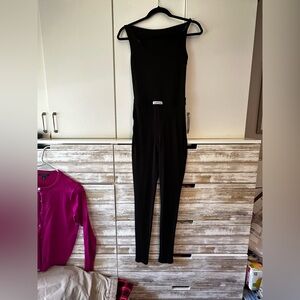 Sleek Black Jumpsuit with Fitted Bodice and Straight-Leg Design